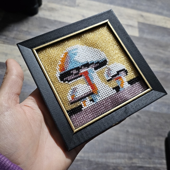Beaded mushroom framed picture, vintage wall decor, art - Picture 4 of 5